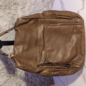 Mid size back pack
